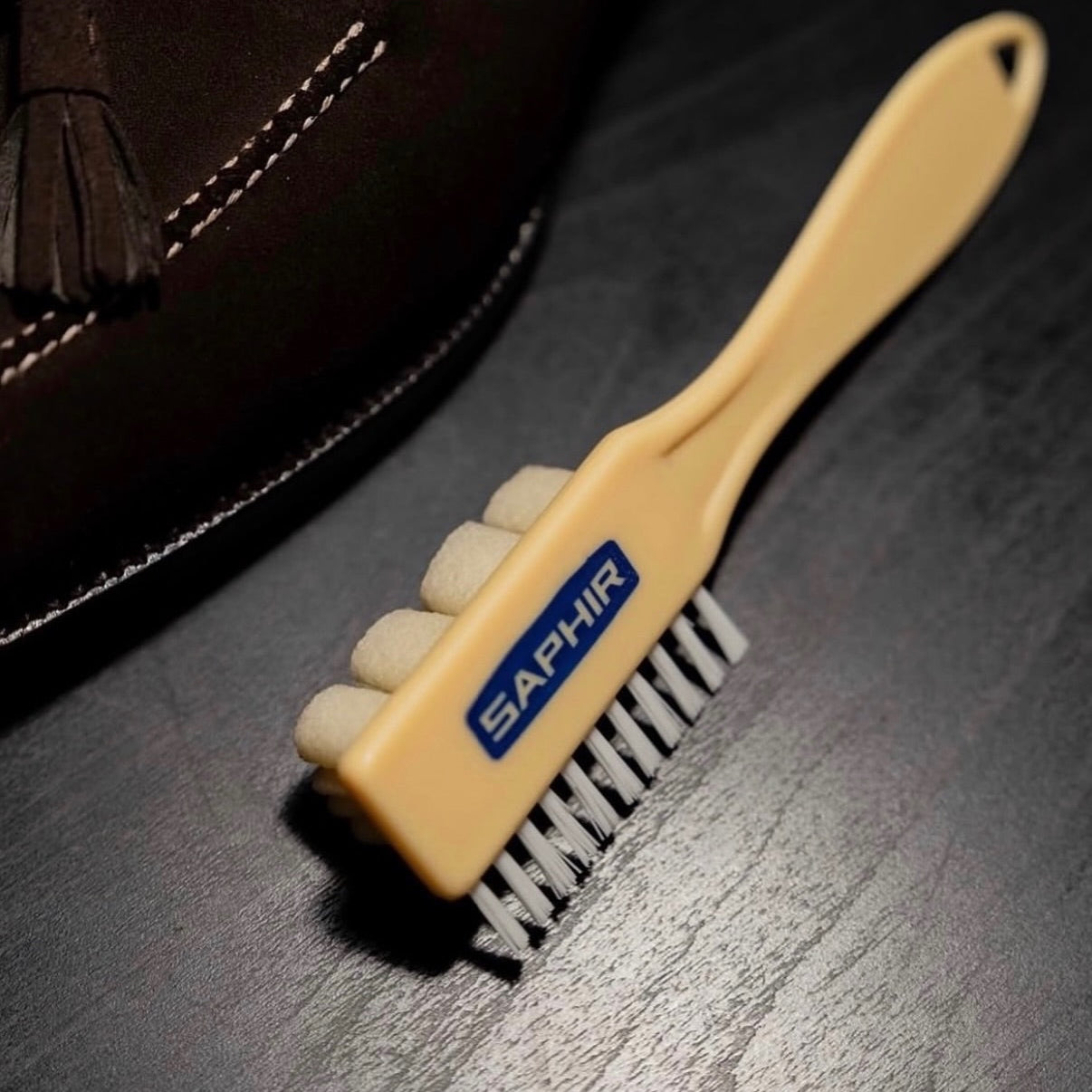 Crêpe & Microfibre Brush