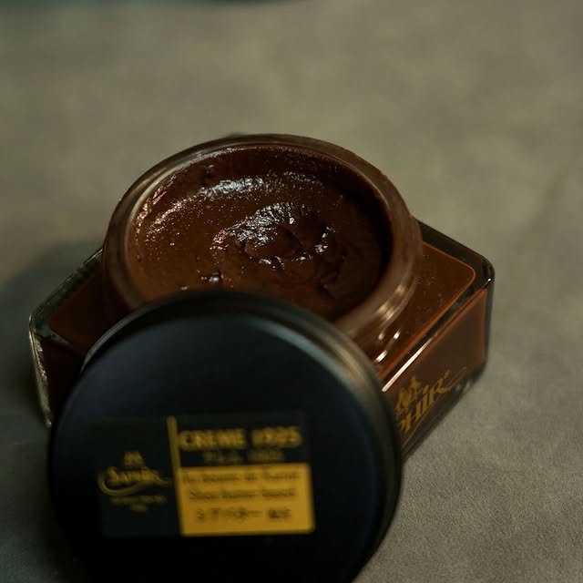 Crème 1925 Pommadier Cream